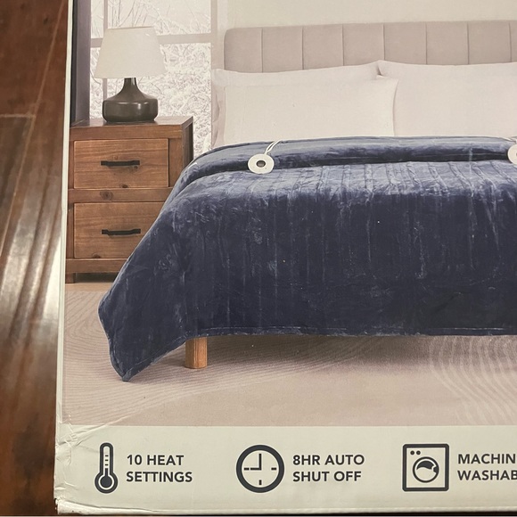 *NEW* Berkshire Heated Blanket - King Size - Picture 3 of 11